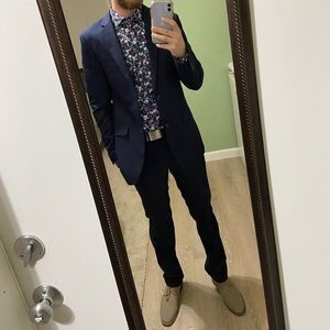 Meet your Posher, Dustin